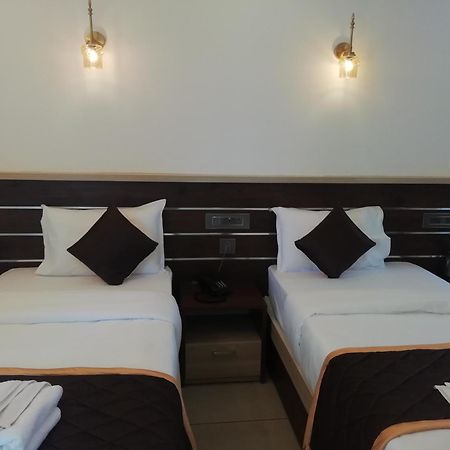 Paul Residency Hotel Nedumbassery Eksteriør billede