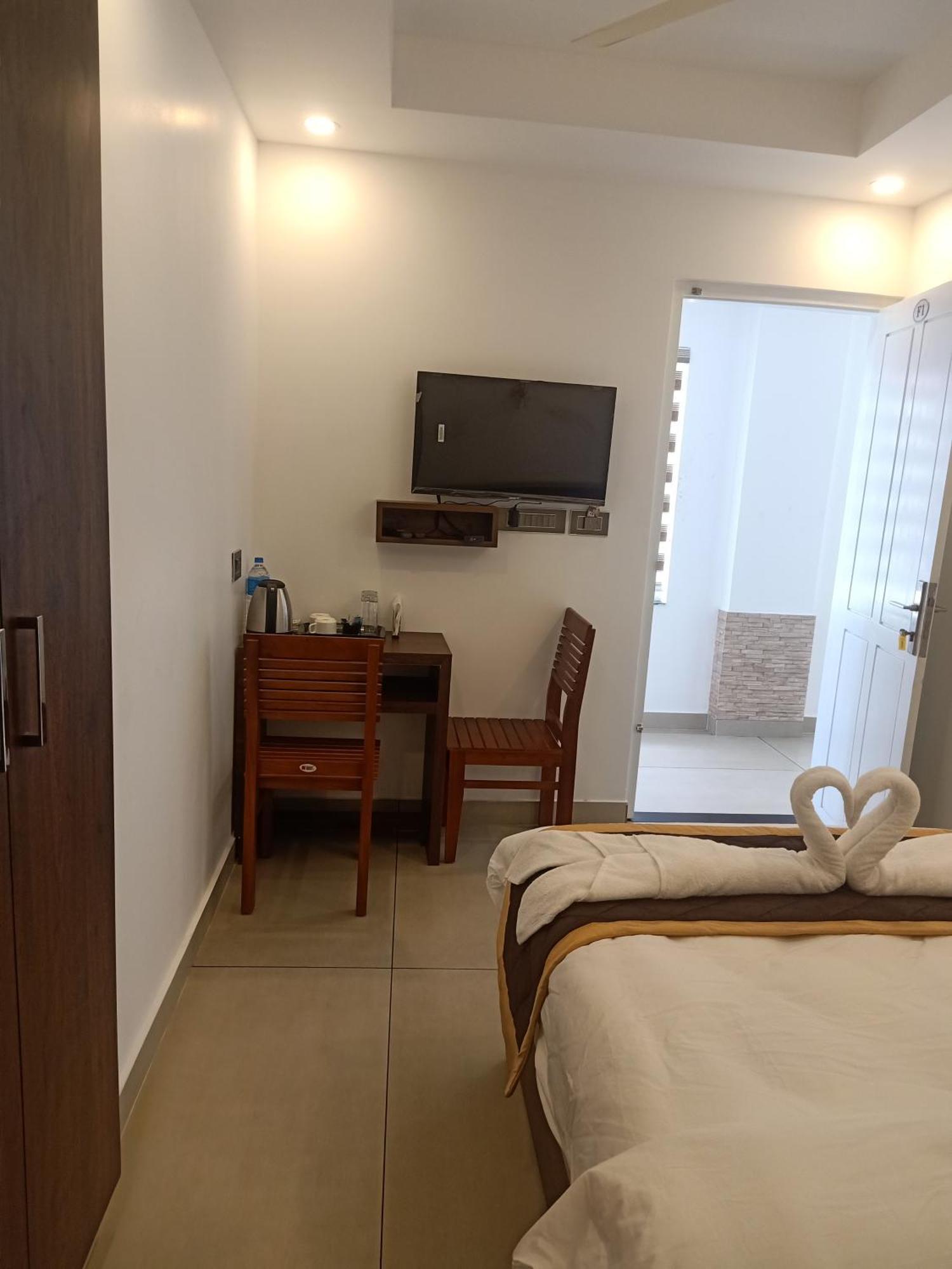 Paul Residency Hotel Nedumbassery Eksteriør billede