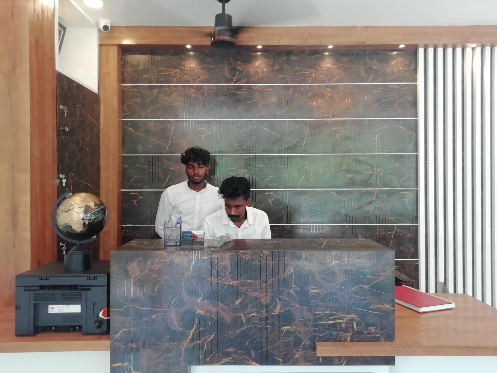 Paul Residency Hotel Nedumbassery Eksteriør billede