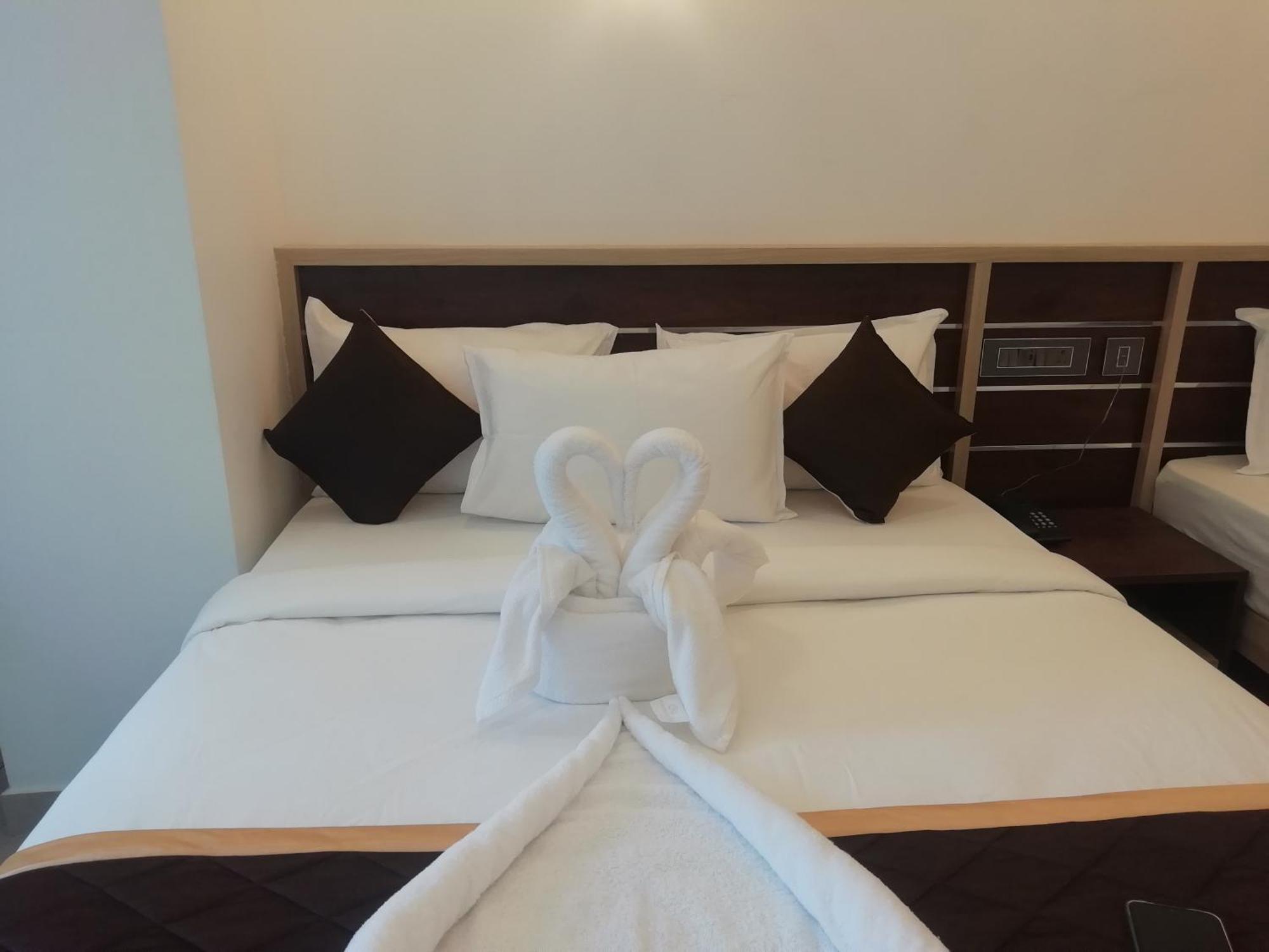Paul Residency Hotel Nedumbassery Eksteriør billede