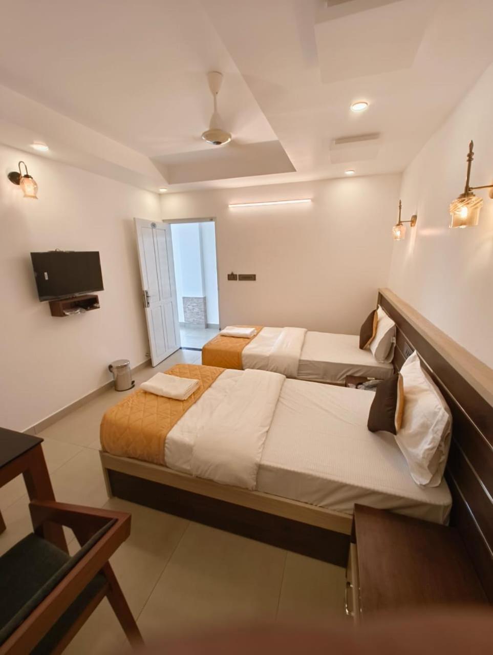 Paul Residency Hotel Nedumbassery Eksteriør billede